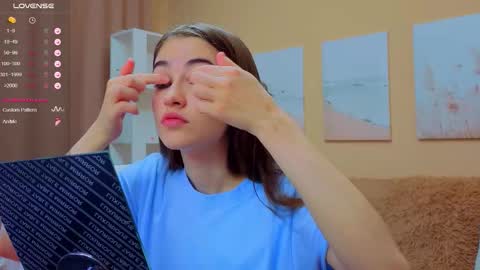 vikiberry online show from 10-18-25, 04:04