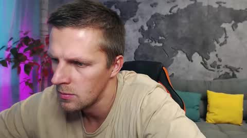 vikingchrisss online show from 10-17-25, 10:18