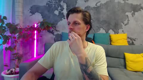 vikingchrisss online show from 04-08-26, 10:04