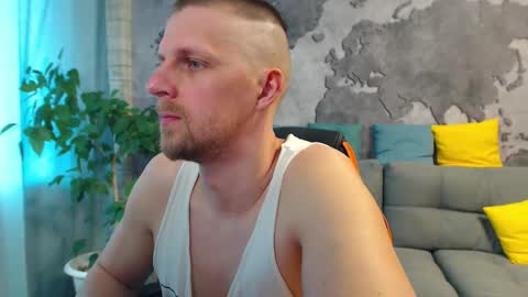 Snapshot of vikingchrisss chatting on 05-07-26, 10:09 vikingchrisss online show from 05-07-26, 10:09