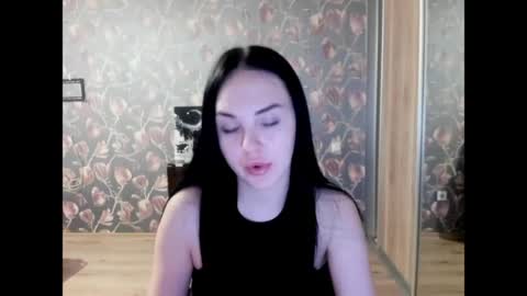Snapshot of vikipop chatting on 04-21-26, 01:53 vikipop online show from 04-21-26, 01:53