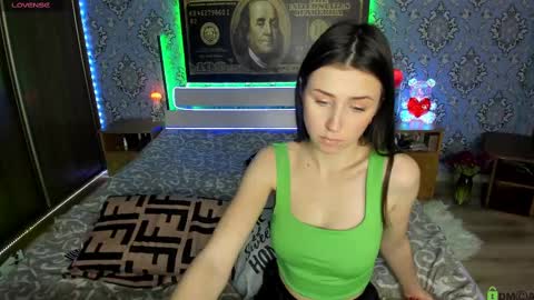 vikki and george online show from 02-17-25, 04:48