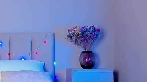 VIKKI online show from 01-03-25, 07:18