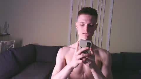 Max online show from 02-12-25, 03:49