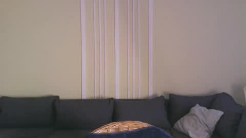 Max online show from 09-24-25, 06:33