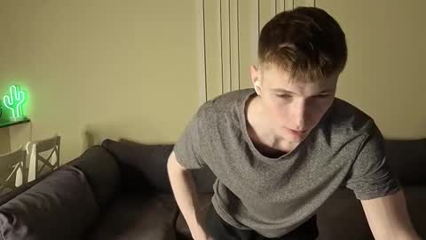 Max online show from 12-19-25, 06:59