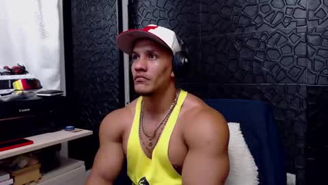 Viktor Herrera online show from 02-25-25, 08:30