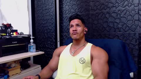 Viktor Herrera online show from 03-12-25, 04:24