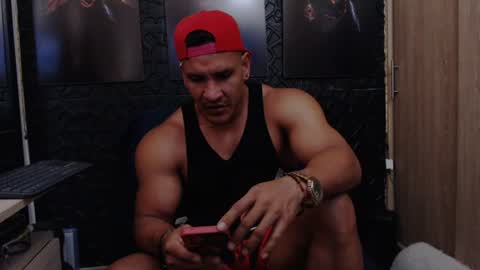 Viktor Herrera online show from 06-29-26, 03:56