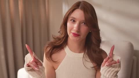 Snapshot of villanelle_l chatting on 01-15-26, 12:43 Lana online show from 01-15-26, 12:43