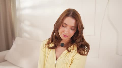 Snapshot of villanelle_l chatting on 02-07-26, 11:14 Lana online show from 02-07-26, 11:14