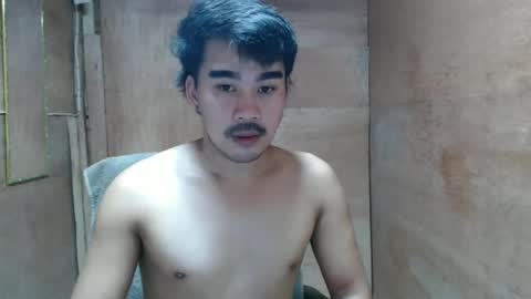 Snapshot of vin_17 chatting on 04-20-26, 08:39 Call me Marvin online show from 04-20-26, 08:39