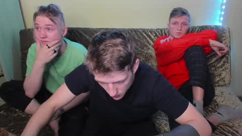 Dimoooooon online show from 01-19-25, 10:28