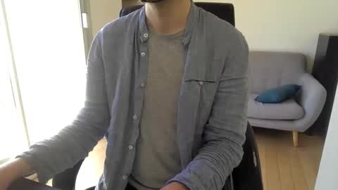 Snapshot of vince_du_80 chatting on 04-30-26, 12:44 Vince online show from 04-30-26, 12:44