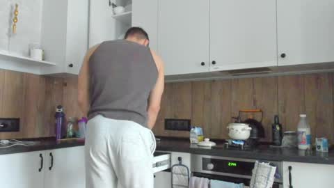 Snapshot of vincent_o chatting on 01-27-25, 09:34 Vincent. uncut 18cm online show from 01-27-25, 09:34