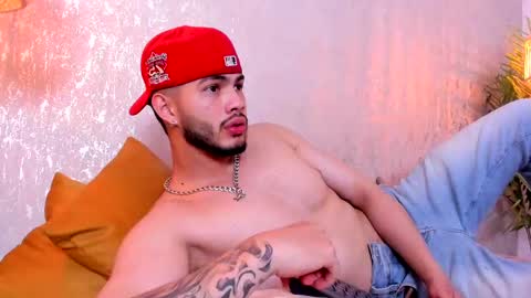 Vincent online show from 10-11-25, 04:44