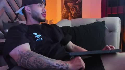 Vincent online show from 02-07-26, 04:38