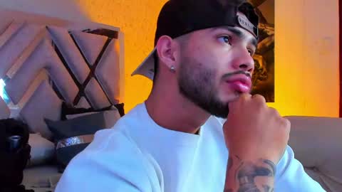 Vincent online show from 03-28-26, 05:18