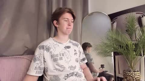 Vincent online show from 10-14-25, 05:41