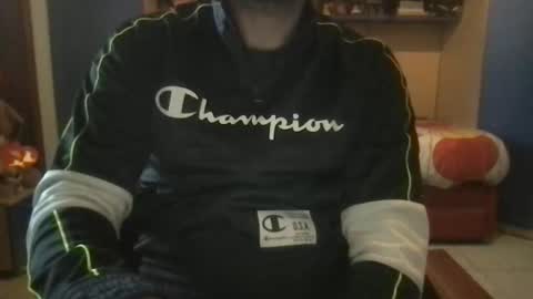 vic online show from 11-10-25, 02:05