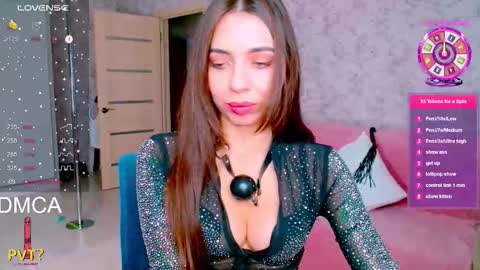 Vinkiepinkie online show from 09-20-25, 02:40