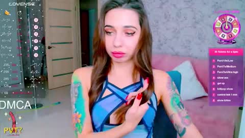 Vinkiepinkie online show from 10-12-25, 04:50