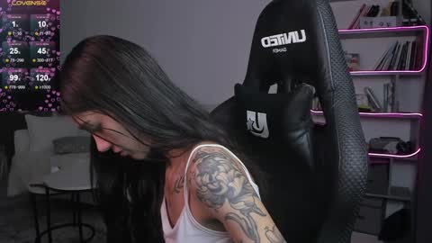 vinkitinkii online show from 01-31-25, 10:10