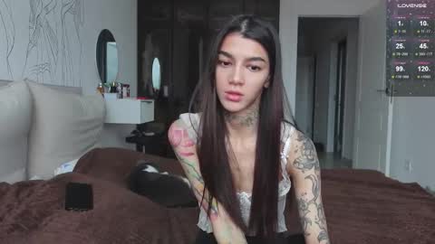 vinkitinkii online show from 10-30-25, 07:54