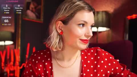 Carrie  Next streams Sat Sun 3pm-11pm EST online show from 03-08-26, 02:04