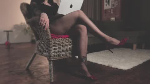 Diva Silvia online show from 01-29-25, 02:21