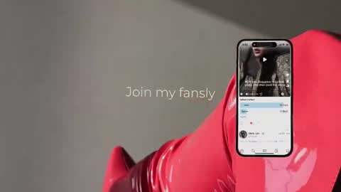 Diva Silvia online show from 11-17-25, 04:13