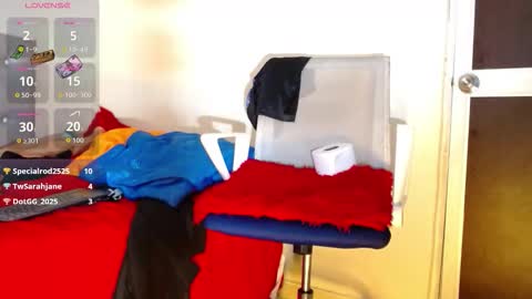 Snapshot of vinzent_lafed_ chatting on 10-24-25, 12:12 vinzent_lafed_ online show from 10-24-25, 12:12