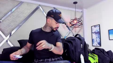 ---Vinzen--- online show from 11-10-25, 05:28