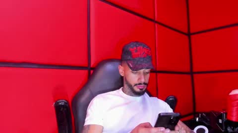 ---Vinzen--- online show from 02-25-26, 05:06