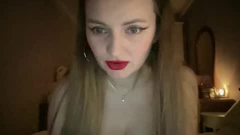 Snapshot of viola_1 chatting on 03-19-26, 01:20 Funny girl online show from 03-19-26, 01:20