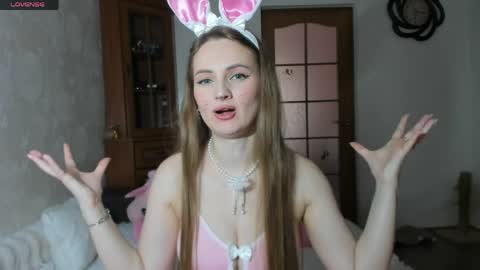 Snapshot of viola_1 chatting on 04-06-26, 03:15 Funny girl online show from 04-06-26, 03:15