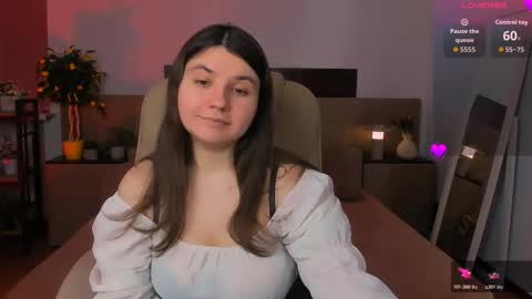 Snapshot of viola__shy chatting on 03-12-26, 09:21 Viola online show from 03-12-26, 09:21