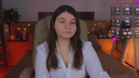 Snapshot of viola__shy chatting on 03-21-26, 09:29 Viola online show from 03-21-26, 09:29