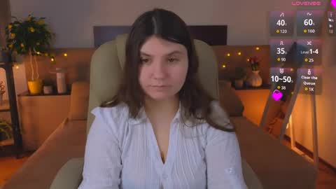 Snapshot of viola__shy chatting on 04-06-26, 09:16 Viola online show from 04-06-26, 09:16