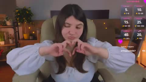 Snapshot of viola__shy chatting on 04-16-26, 10:01 Viola online show from 04-16-26, 10:01