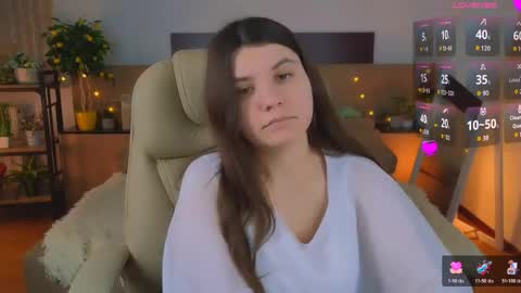 Snapshot of viola__shy chatting on 05-11-26, 08:50 Viola online show from 05-11-26, 08:50