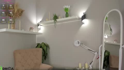 Viola online show from 03-30-26, 01:17