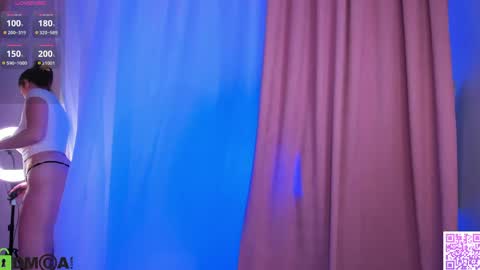 Snapshot of viola_wilson chatting on 05-06-26, 01:03 Viola online show from 05-06-26, 01:03