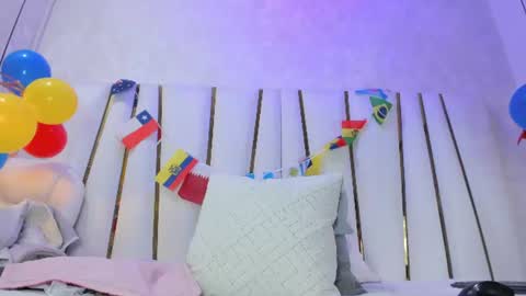 violeet_gray online show from 06-29-26, 11:43
