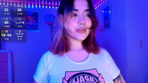 Snapshot of violeet_smile chatting on 12-21-25, 07:48 violet online show from 12-21-25, 07:48