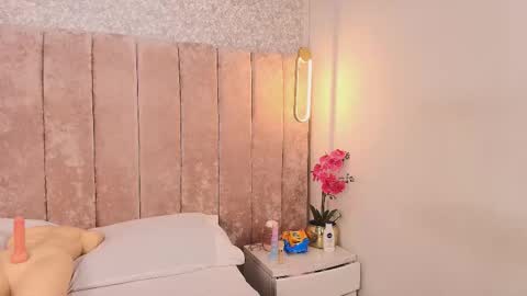 Violeta online show from 10-31-25, 12:50