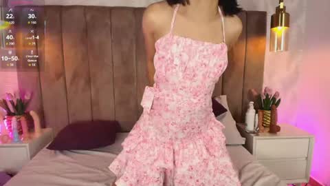 Snapshot of violet_606 chatting on 05-11-26, 02:45 Violeta online show from 05-11-26, 02:45