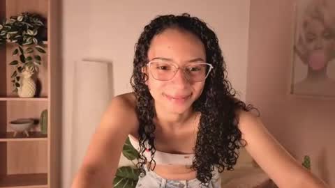 Snapshot of violet__15 chatting on 06-16-26, 12:08 violet__15 online show from 06-16-26, 12:08