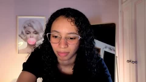 Snapshot of violet__15 chatting on 07-16-26, 12:22 violet__15 online show from 07-16-26, 12:22