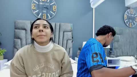 Violet and Myers online show from 10-04-25, 11:19